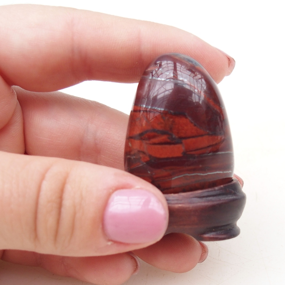 Suiseki - Pietra con DAI (base in legno)