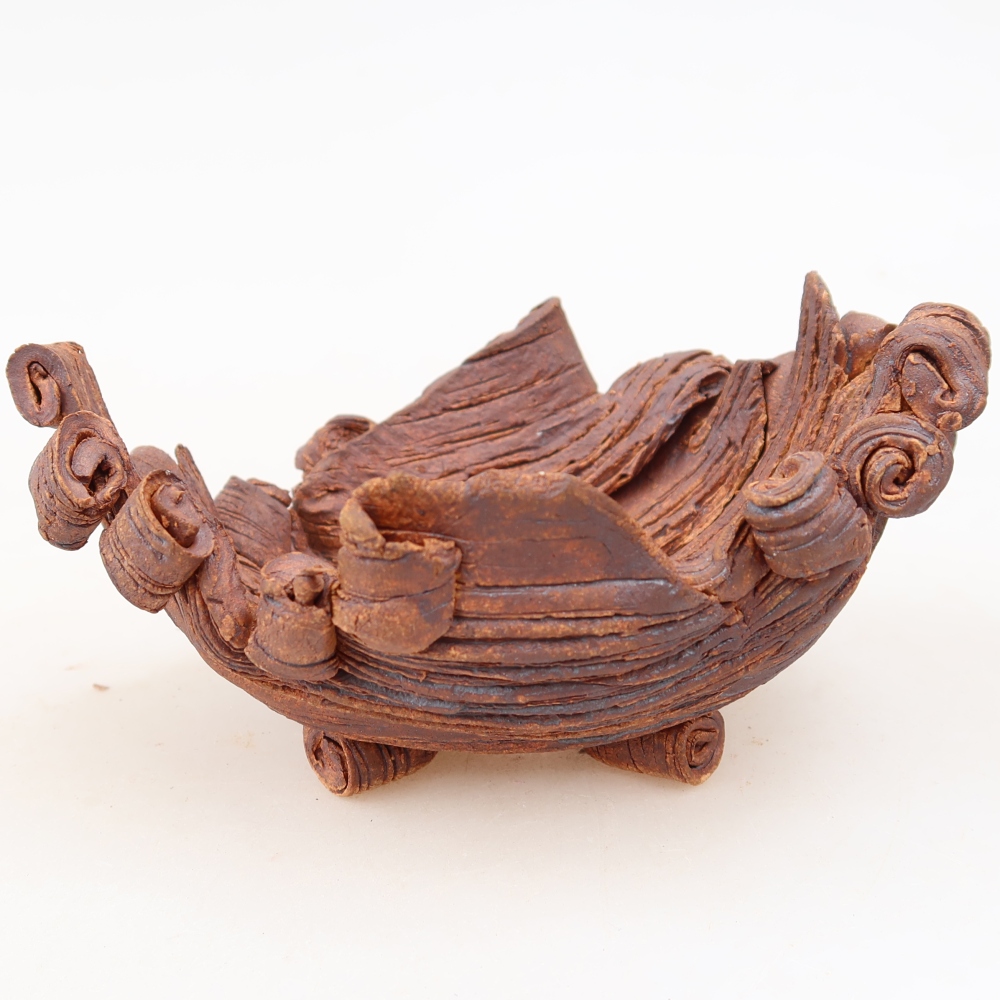 Guscio in ceramica  13,5 x 10,5 x 7 cm, colore marrone