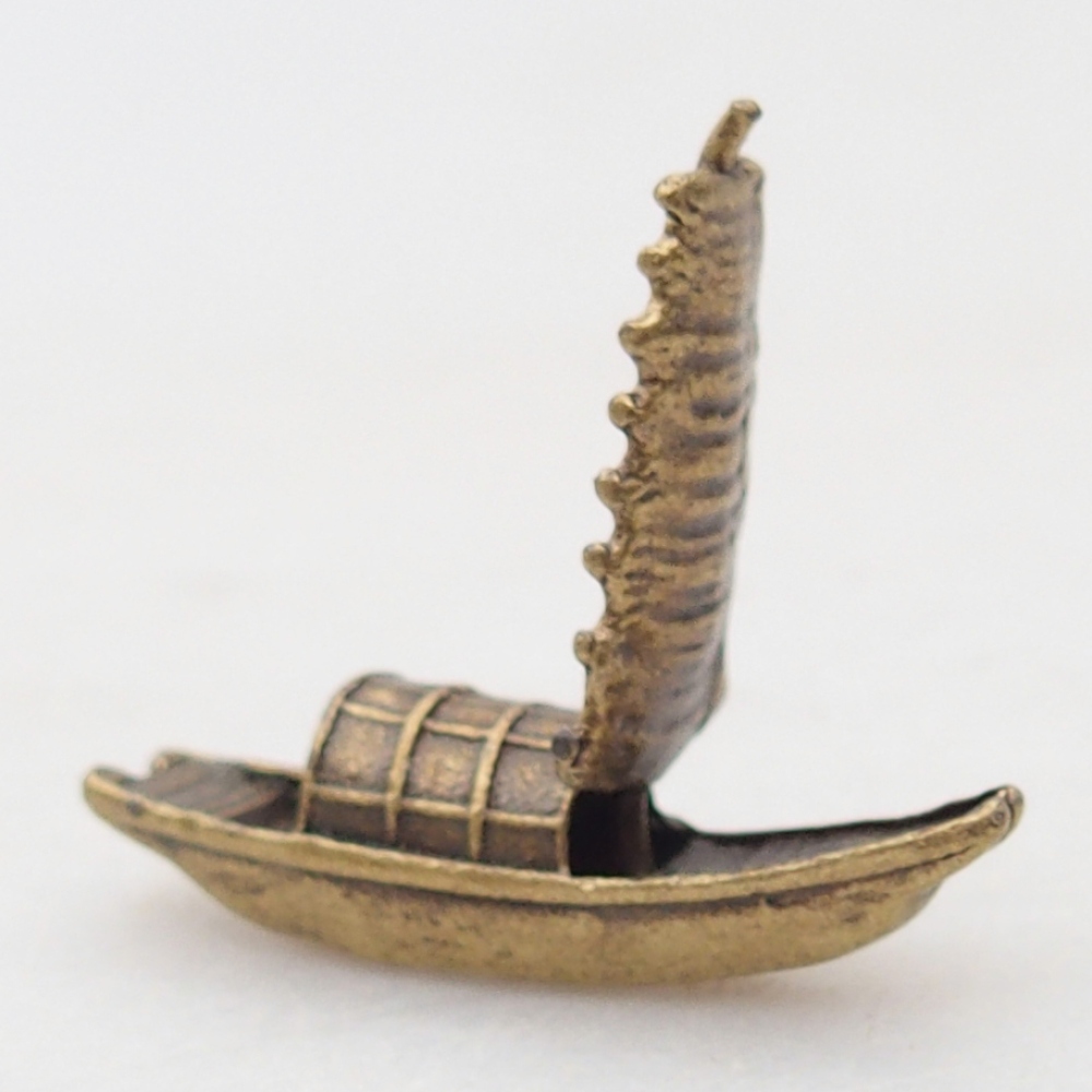 Statuetta in metallo