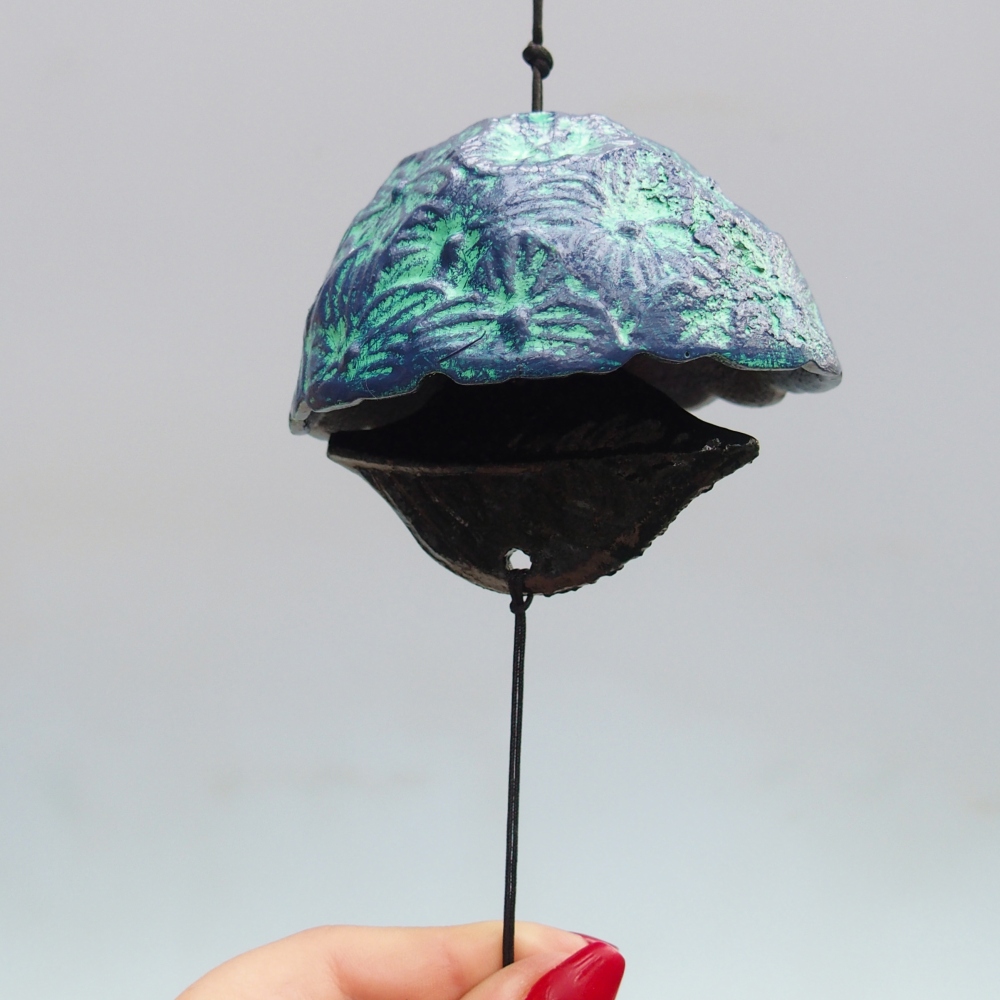 Campana in metallo, colore blu-verde