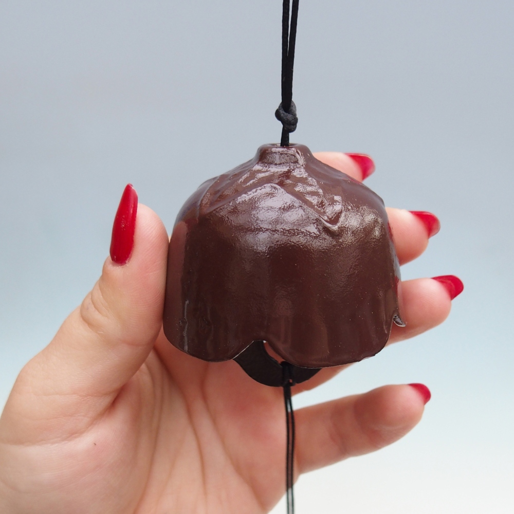 Campana in metallo, colore marrone