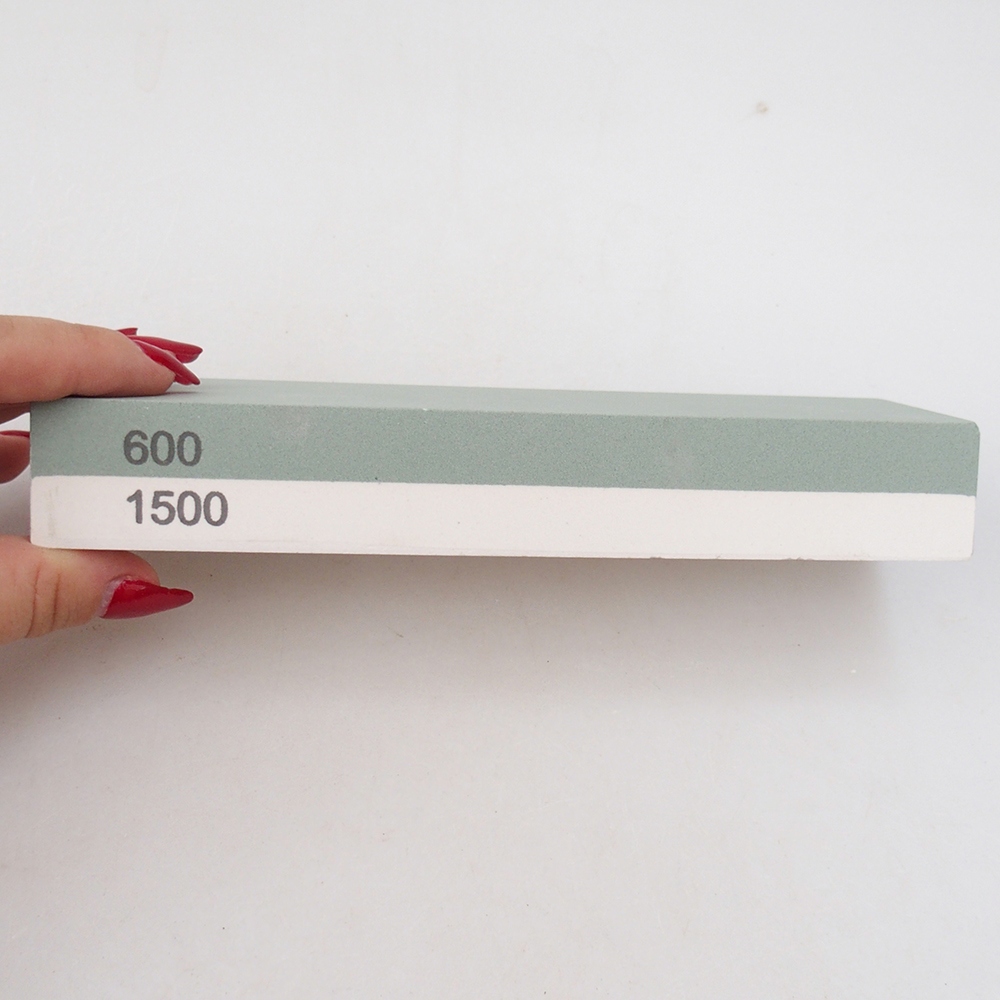 Smerigliatrice per utensili a grana fine