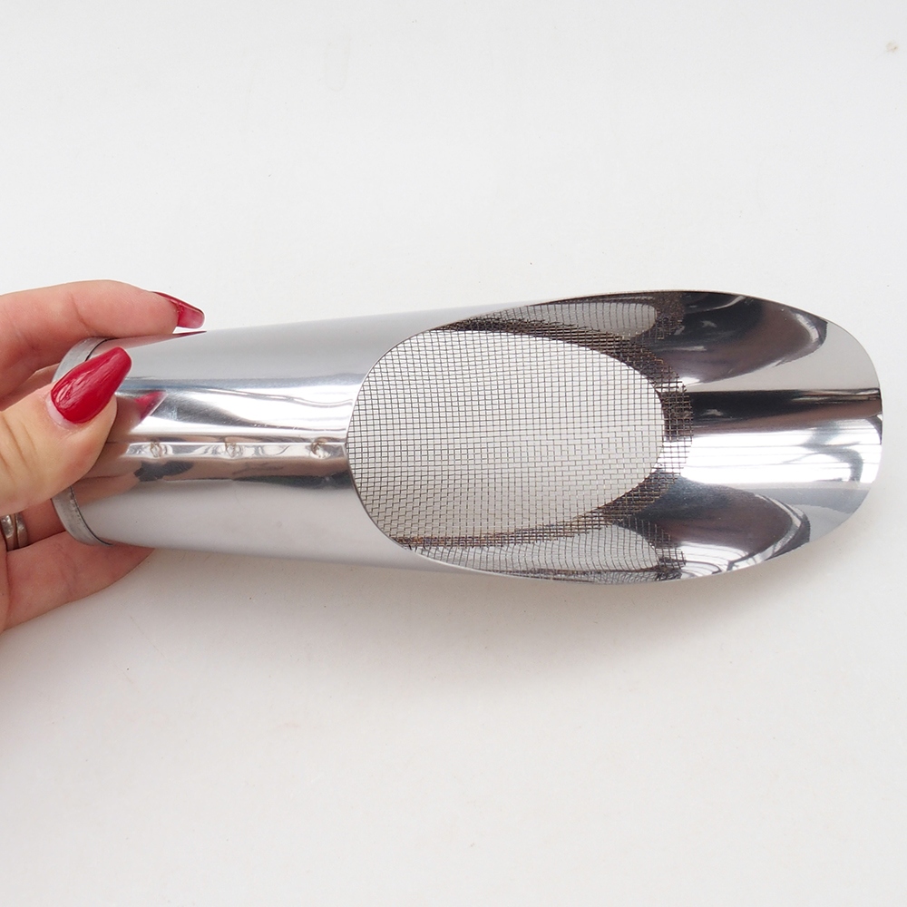 Paletta per il terreno con setaccio