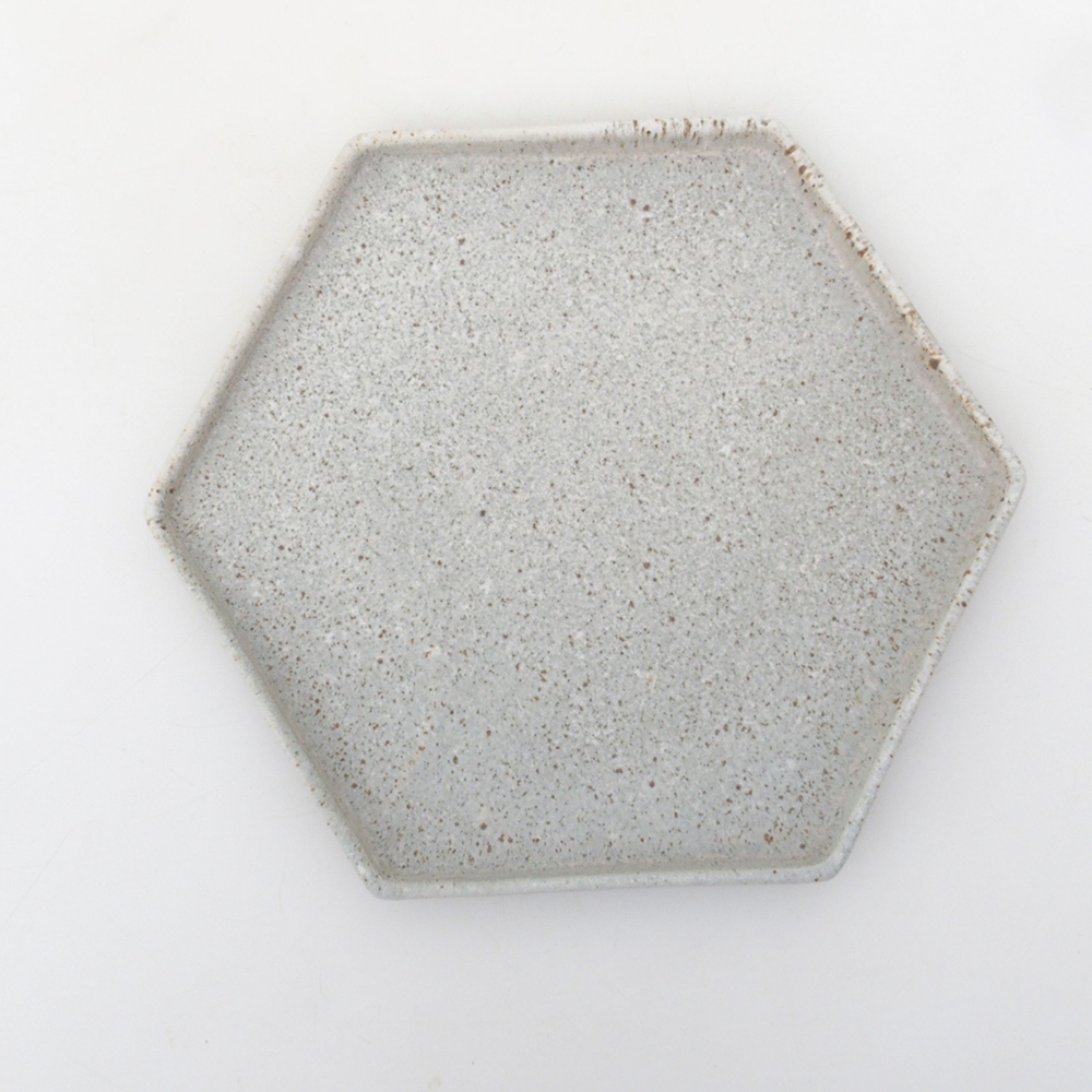 Piattino in ceramica H53 - 18,5 x 17 x 1 cm - beige