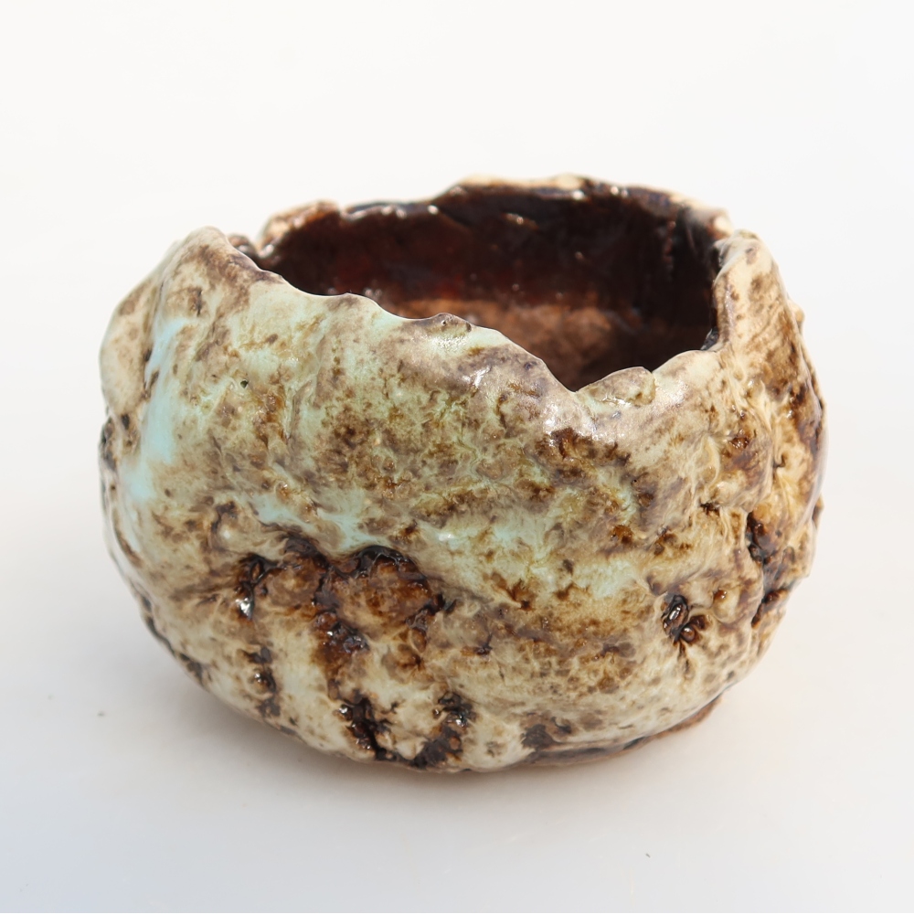 Guscio in ceramica  7,5 x 7 x 5,5 cm, colore bianco-marrone