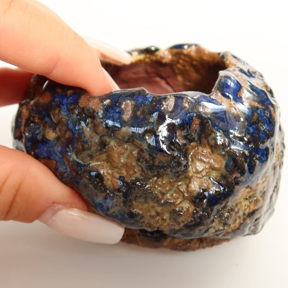 Guscio in ceramica  7,5 x 7 x 5,5 cm, colore blu-marrone