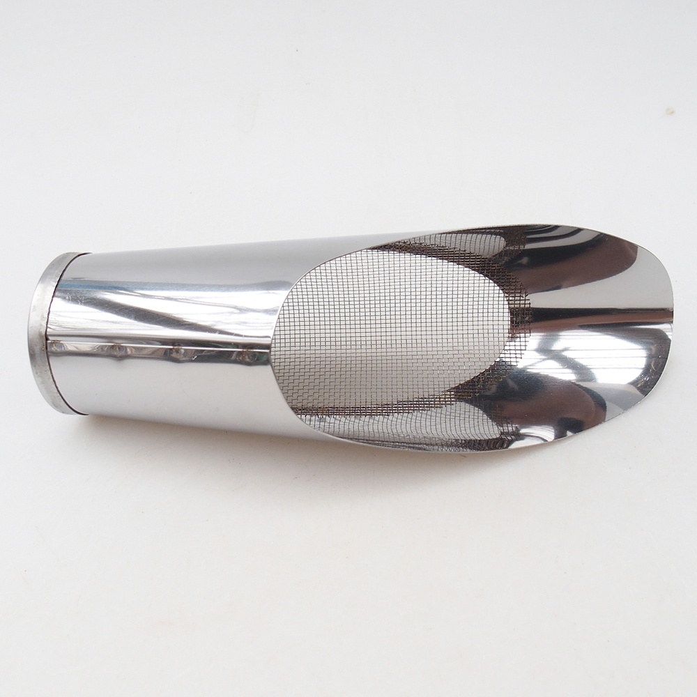 Paletta per il terreno con setaccio