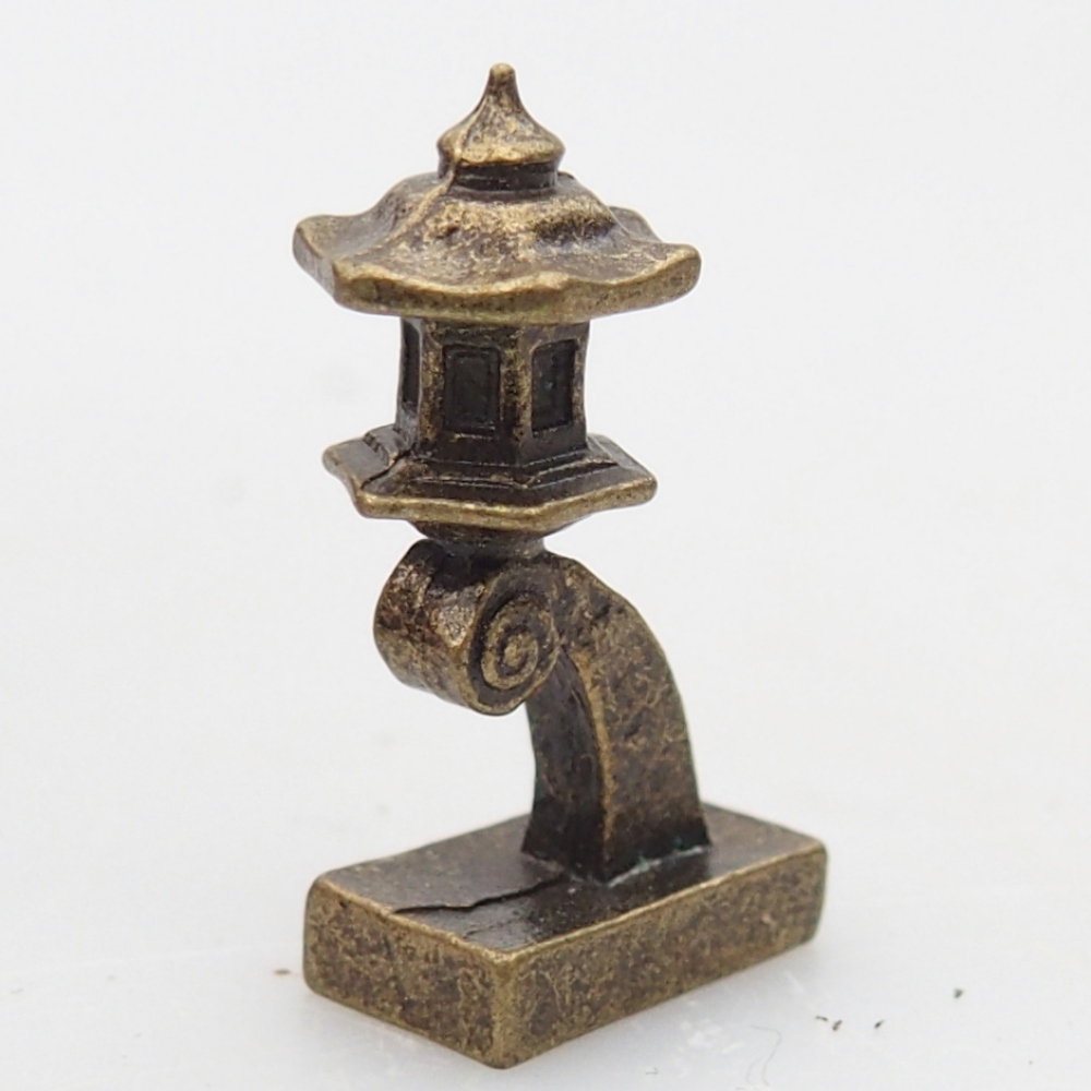 Statuetta in metallo