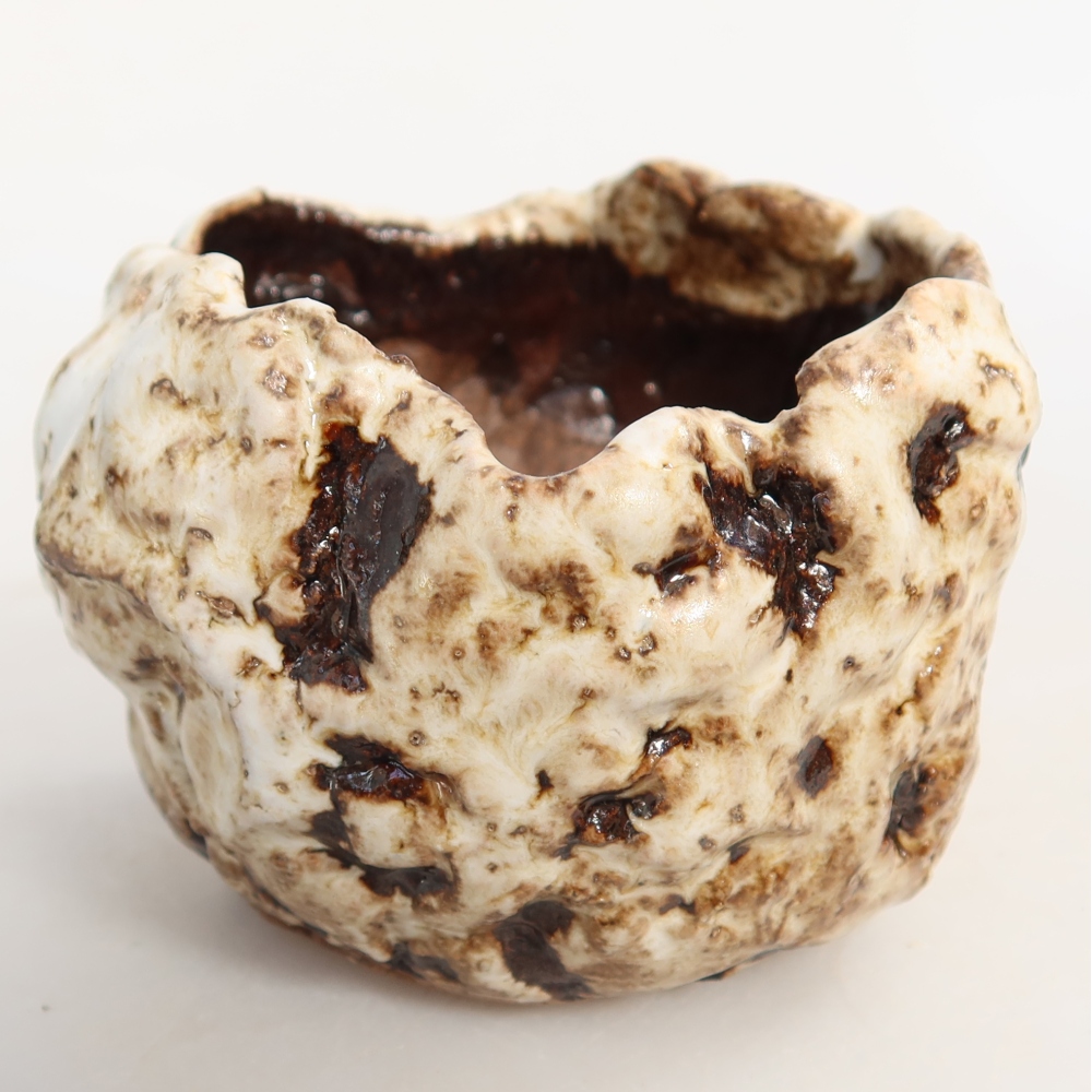 Guscio in ceramica  7,5 x 7,5 x 6 cm, colore bianco-marrone