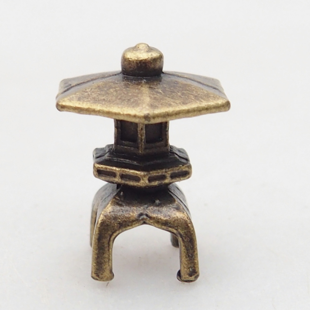 Statuetta in metallo