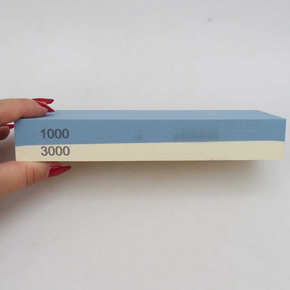 Smerigliatrice per utensili a grana fine