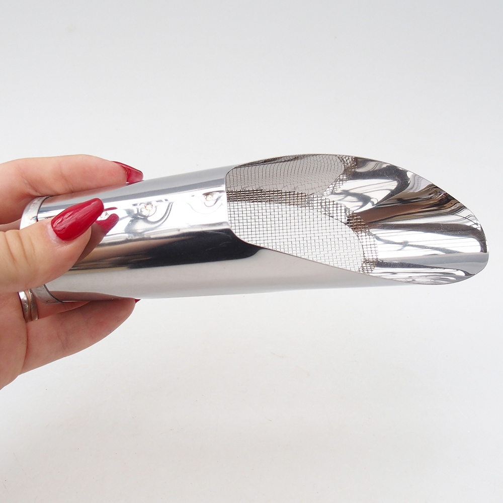 Paletta per il terreno con setaccio