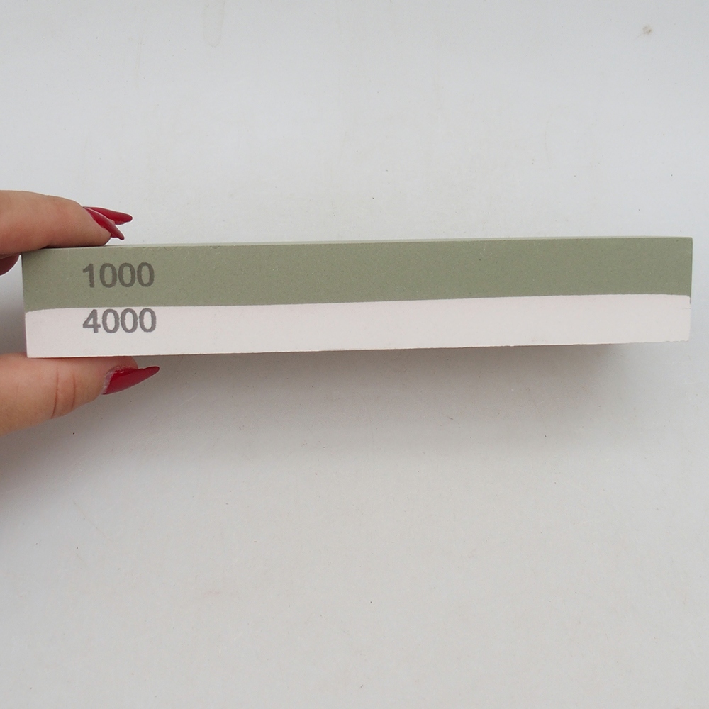 Smerigliatrice per utensili a grana fine