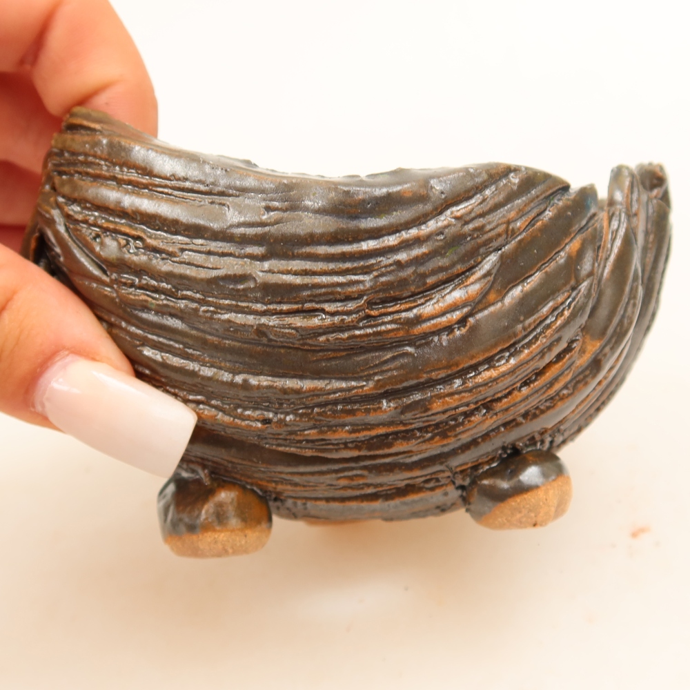 Guscio in ceramica  10 x 9,5 x 7 cm, colore verde-marrone