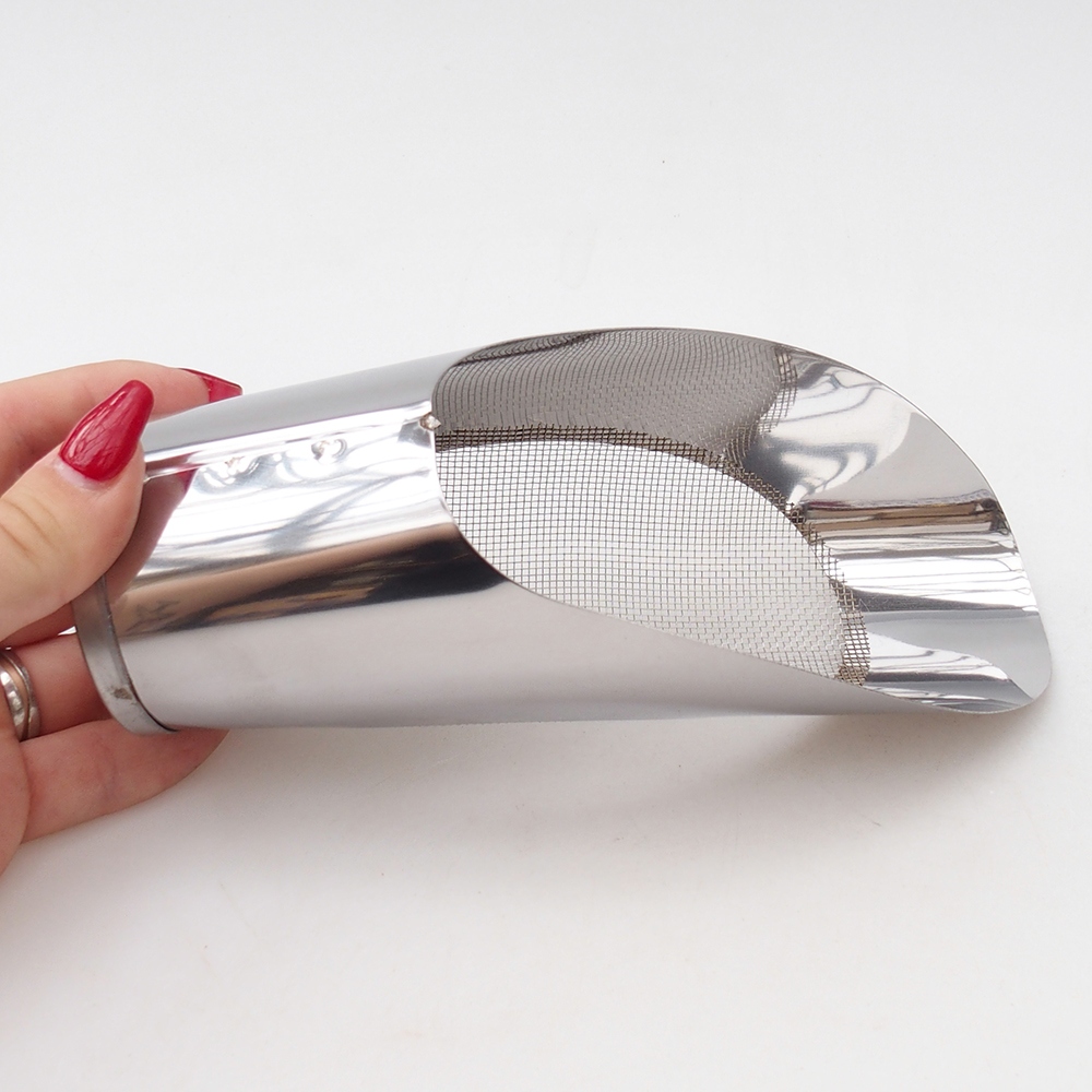 Paletta per il terreno con setaccio