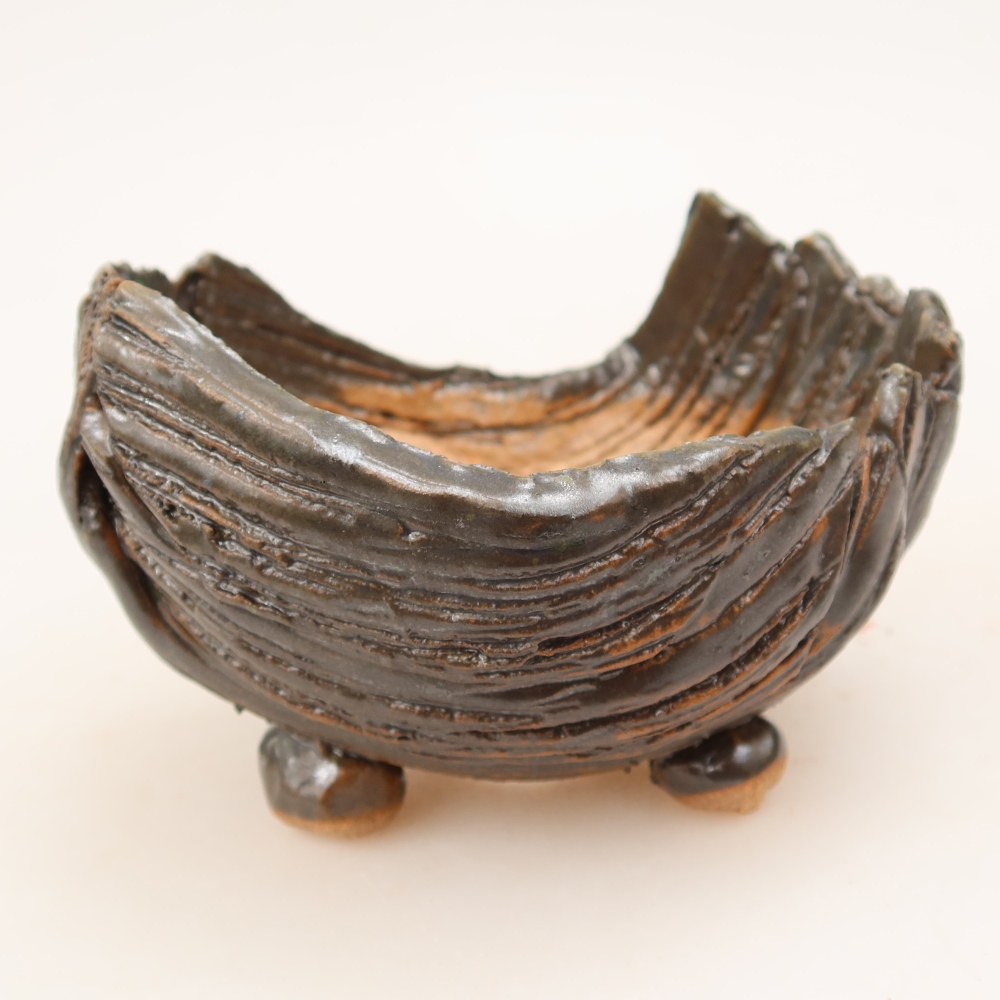 Guscio in ceramica  10 x 9,5 x 7 cm, colore verde-marrone