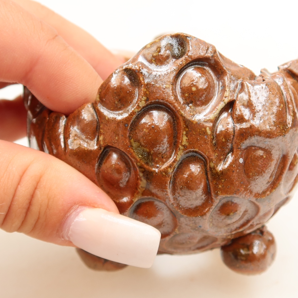Guscio in ceramica  8,5 x 8 x 6,5 cm, colore marrone