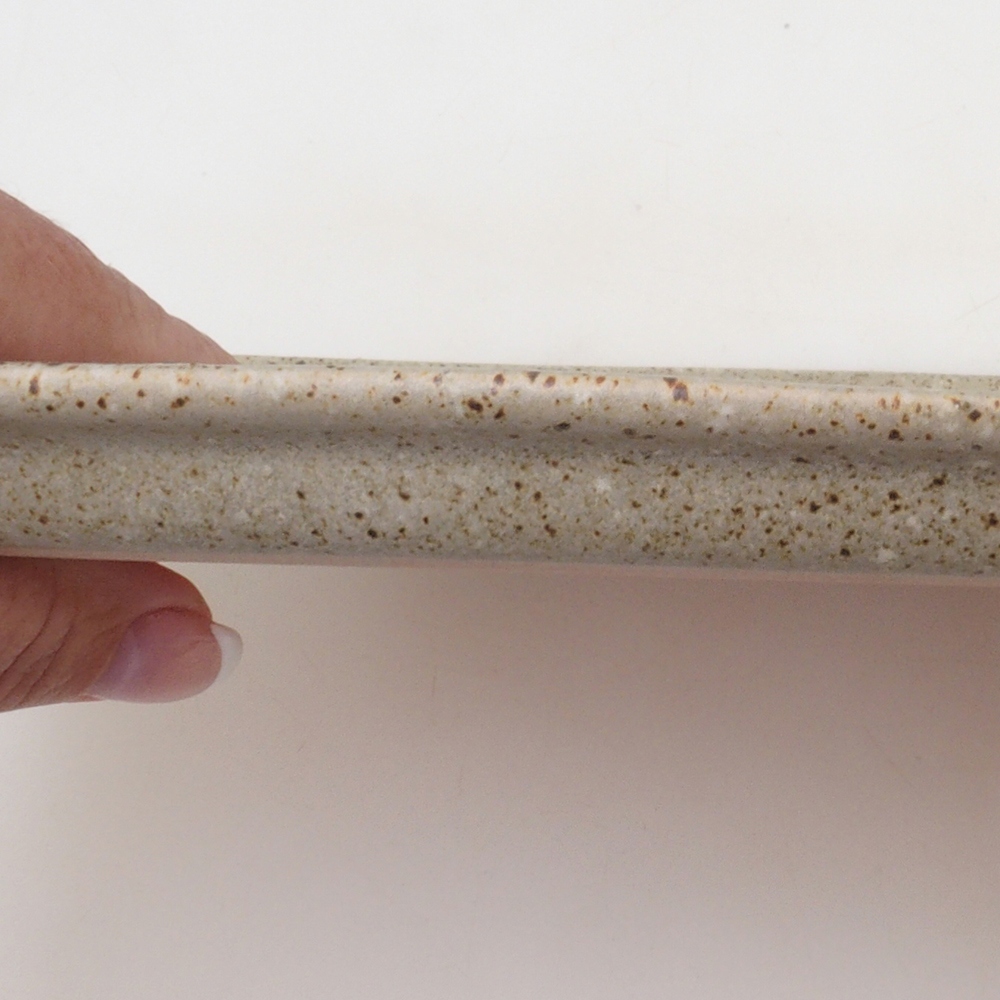 Piattino in ceramica H10 - 34 x 23,5 x 1,5 cm - beige