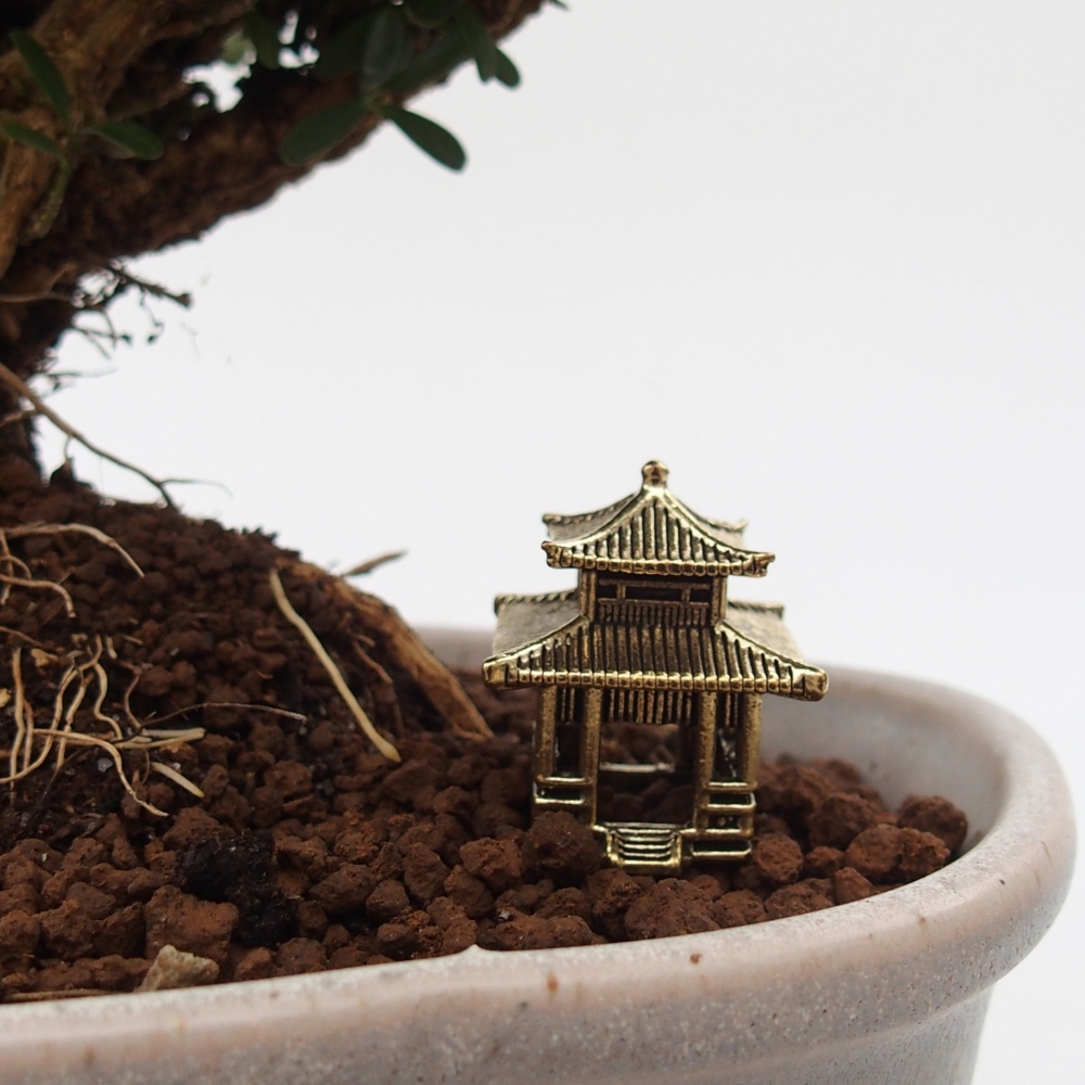 Statuetta in metallo