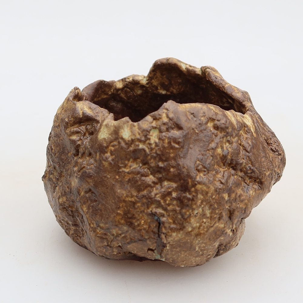 Guscio in ceramica  5,5 x 5 x 6 cm , colore marrone