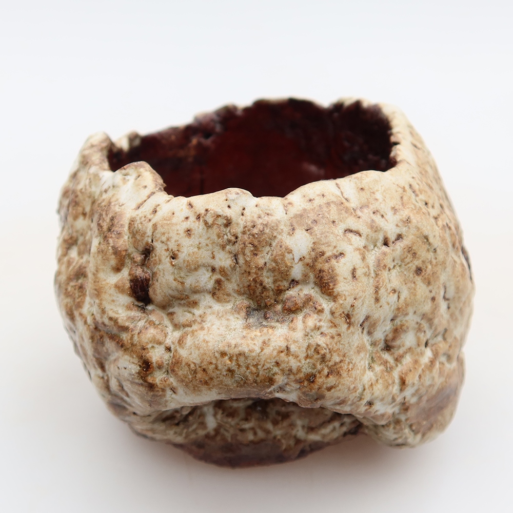 Guscio in ceramica  5 x 5 x 5,5 cm, colore marrone-bianco