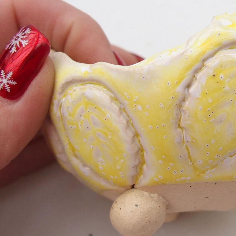 Conchiglia in ceramica 8,5 x 8,5 x 5,5 cm , colore bianco-giallo