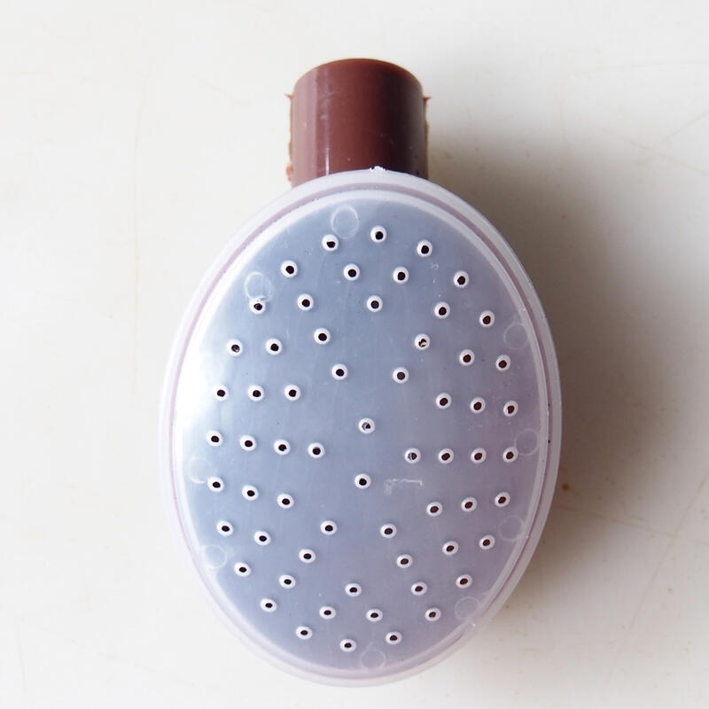 Contagocce per brocche di plastica