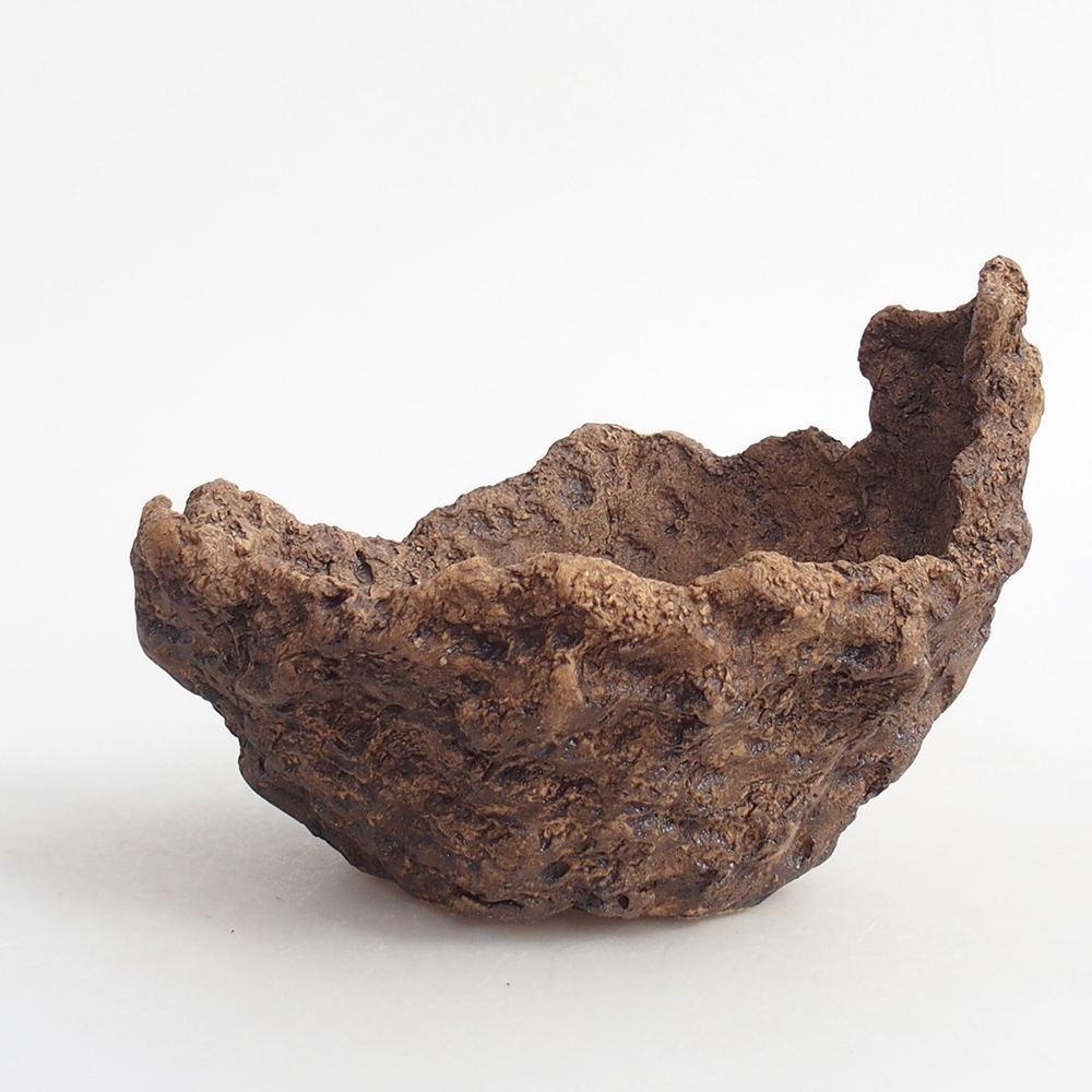 Conchiglia in ceramica 13,5 x 12 x 11,5 cm , colore marrone