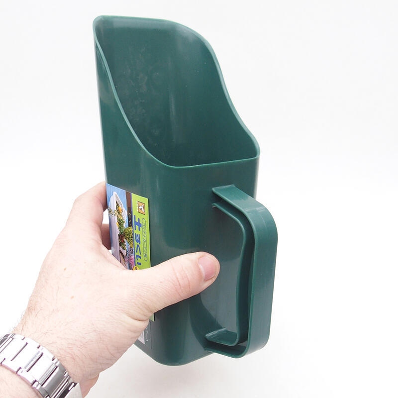 Spatola per il terreno