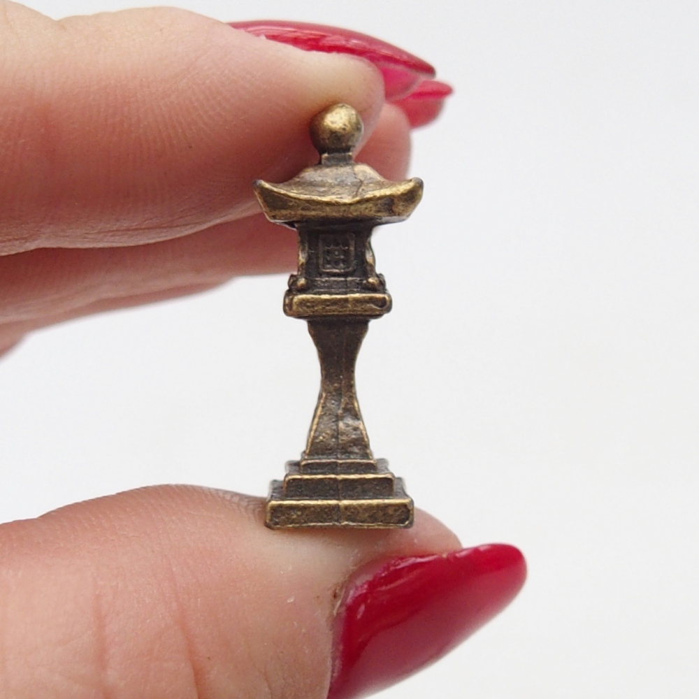 Statuetta in metallo