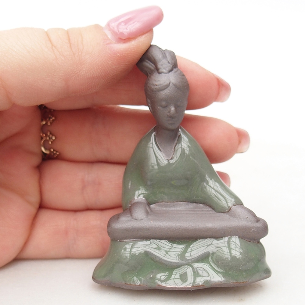 Statuetta in ceramica