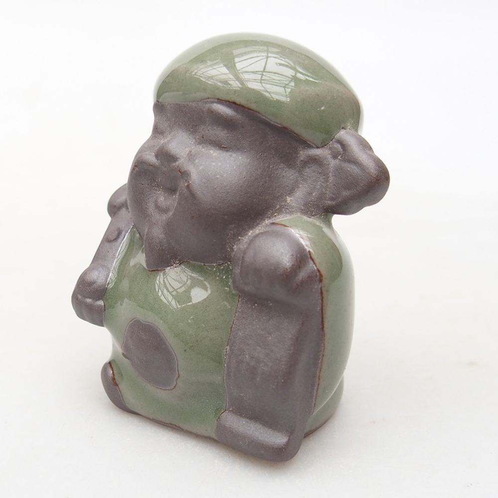 Statuetta in ceramica