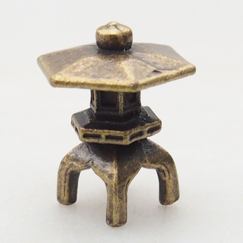 Statuetta in metallo