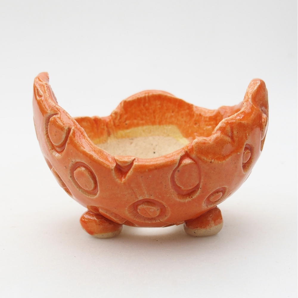 Conchiglia in ceramica 8,5 x 8,5 x 6 cm , colore arancione
