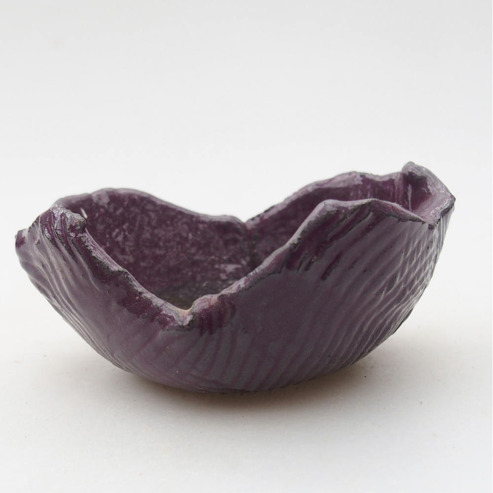 Conchiglia in ceramica 9 x 8,5 x 4 cm , colore viola