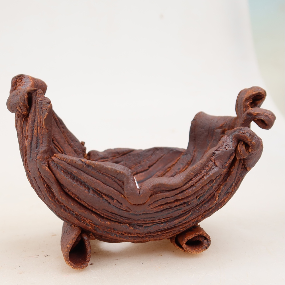 Guscio in ceramica  10 x 7,5 x 7 cm, colore marrone